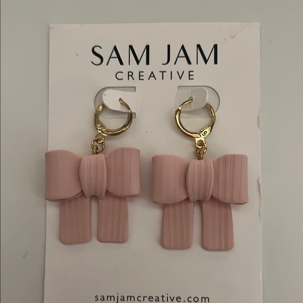 Pink Bow Earrings with Gold Accents - Picture 2 of 3